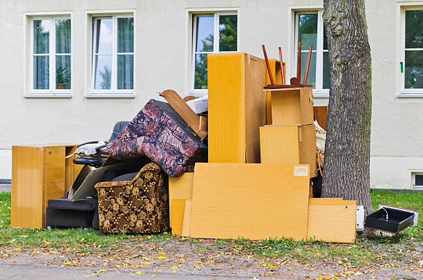 Best Construction Debris Removal  in Campbelltown, PA